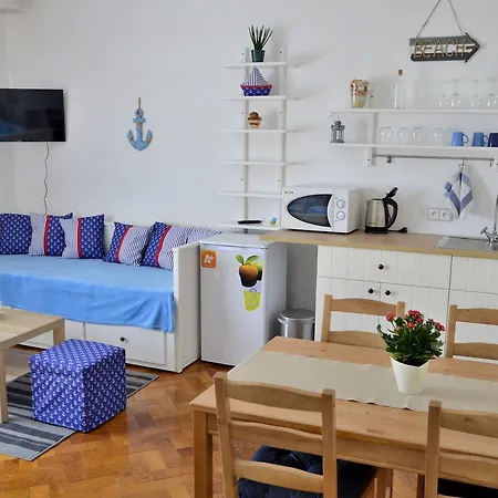 Katerina بيت ضيافة 5*